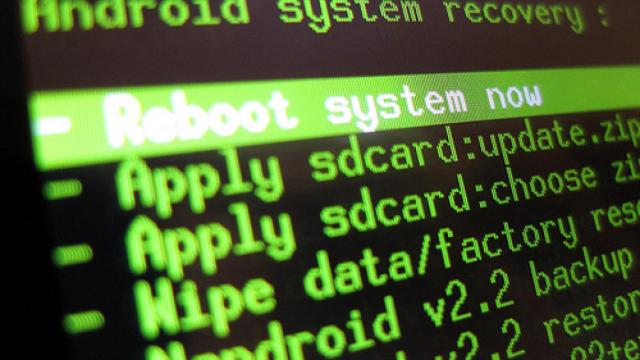 ¿Qué es una ROM y en qué me beneficia usar una?