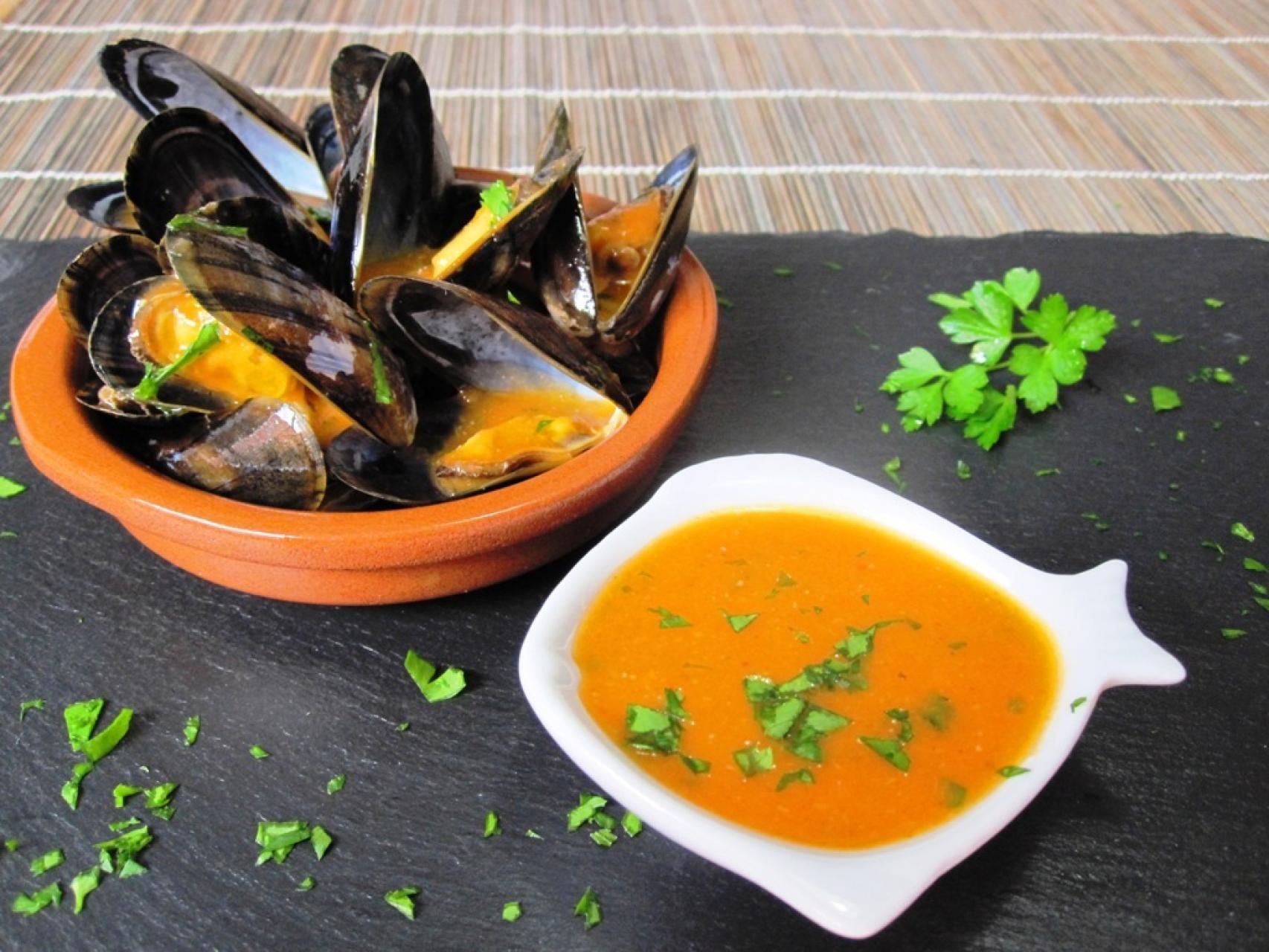 0 Mejillones de roca en salsa picante 1_Ana Suso