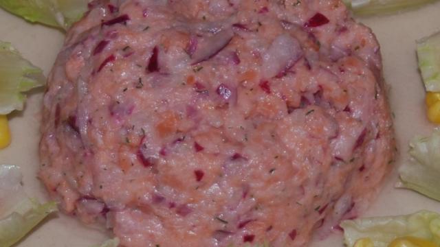 Detalle de tartare de salmón
