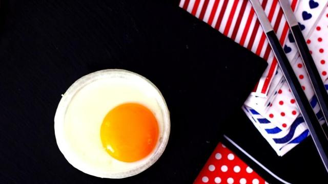 Huevo redondo sin molde