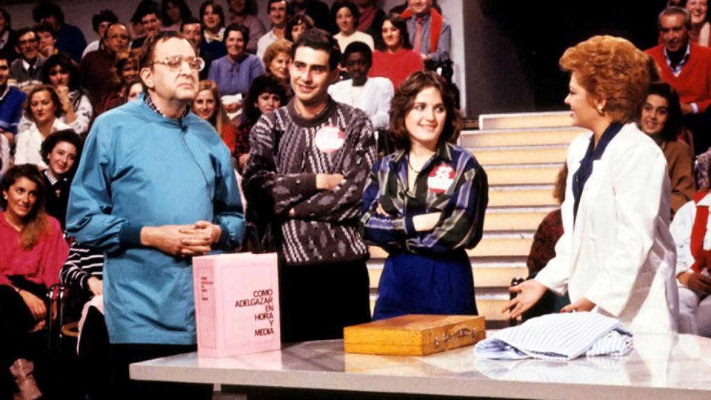 Mayra Gómez Kemp en el 'Un, dos, tres' junto a Antonio Ozores