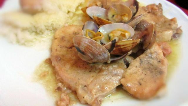 IMG_0579-chuletas-con-almejas-b