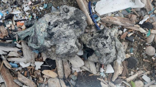 roca-plastico