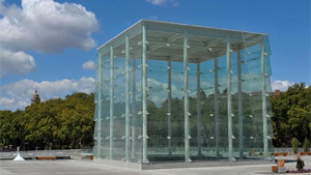 Image: Málaga conquista el Pompidou