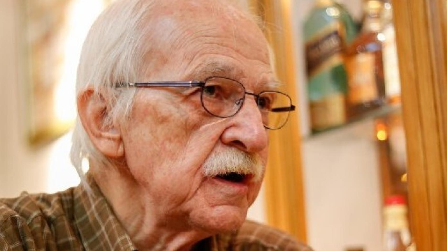 Imagen | Muere el filósofo Antonio Escohotado