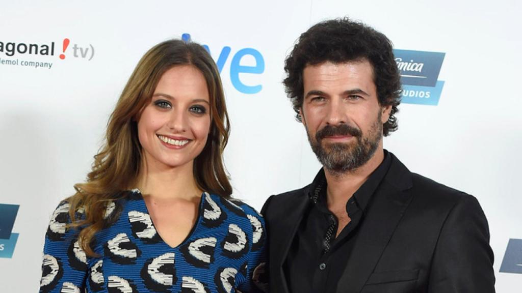 Michelle Jenner y Rodolfo Sancho, protagonistas de 'Isabel'