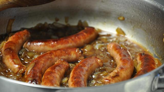 salchicha cebolla caramelizada