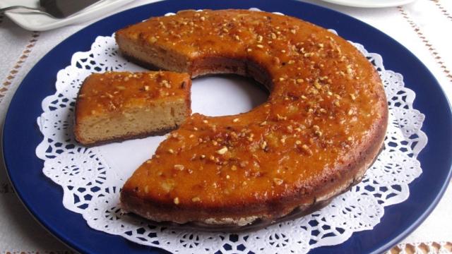 0 IMG_9432 BIZCOCHO DE YOGUR CON NARANJA CONFITADA, ALMENDRAS Y BASE DE CHOCOLATE