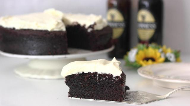 Tarta de cerveza Guinness y chocolate