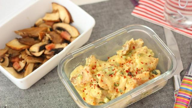 Pollo con mostaza y vino blanco