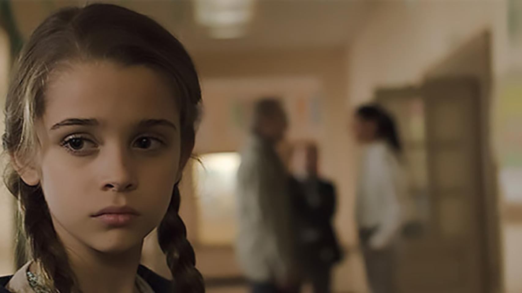 'Bajo sospecha' lidera en competencia contra 'Levántate', que huye de la Champions