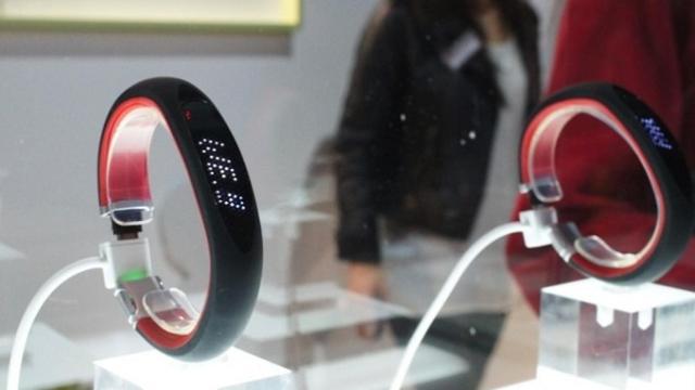 lg-smart-activity-tracker-01