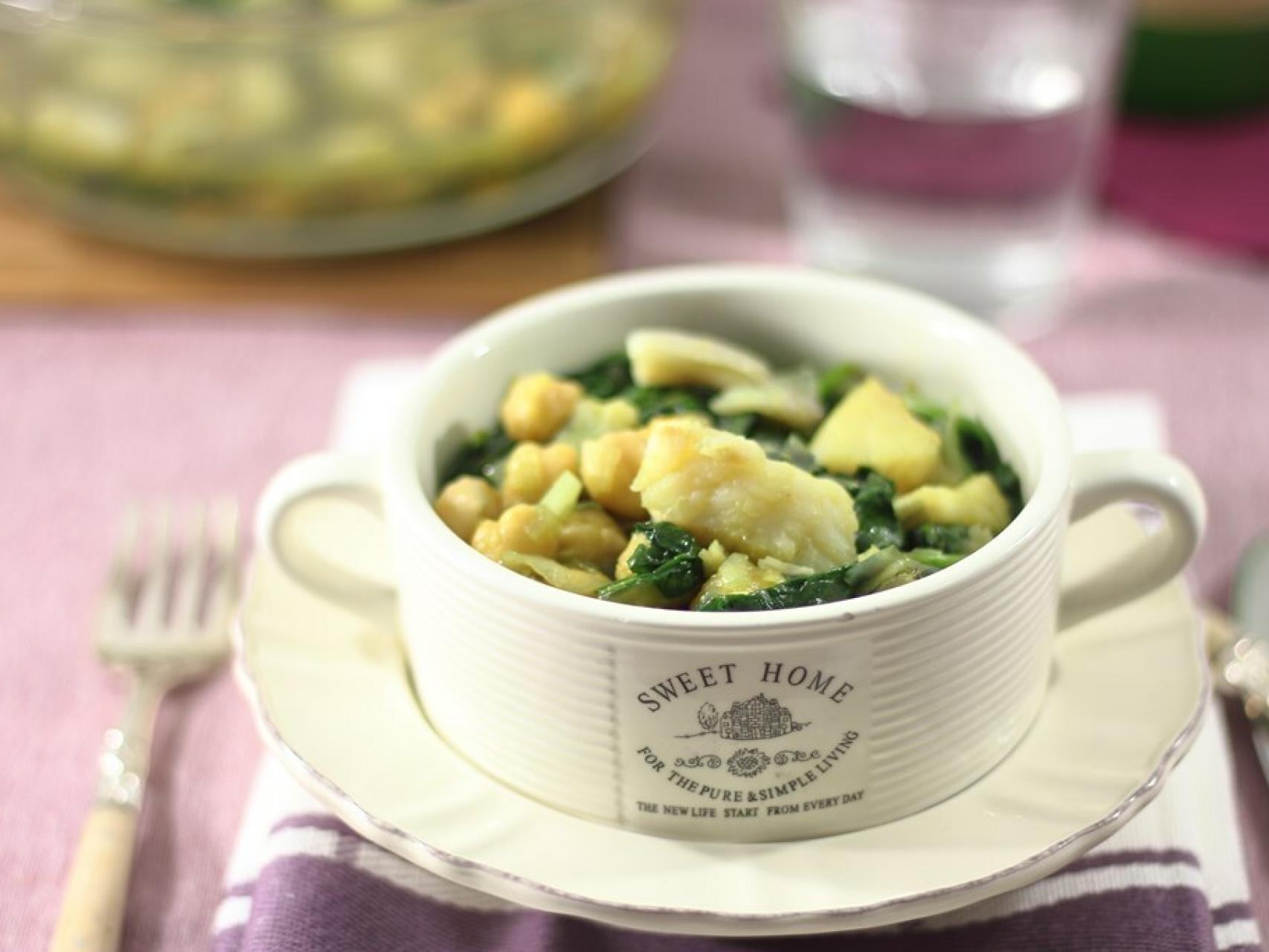 Potaje de vigilia con garbanzos y espinacas