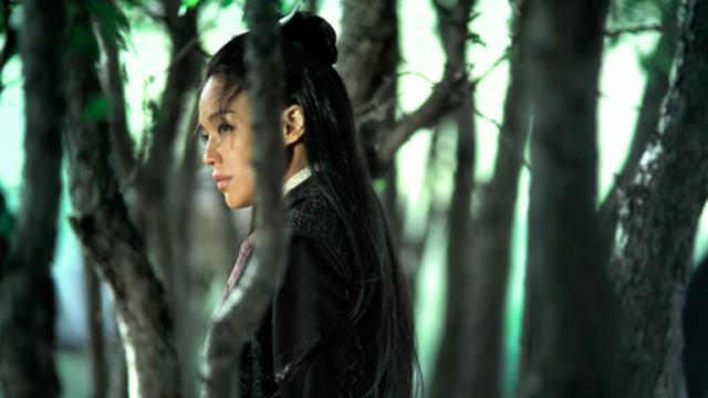 Image: El desgarro de la belleza y los amores fálicos