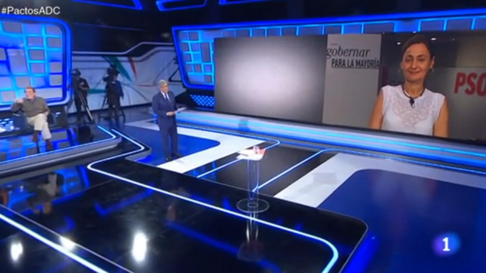 Buruaga calla el plante de Cospedal pero no el de Pedro Sánchez