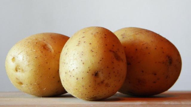 pelar-patatas-00