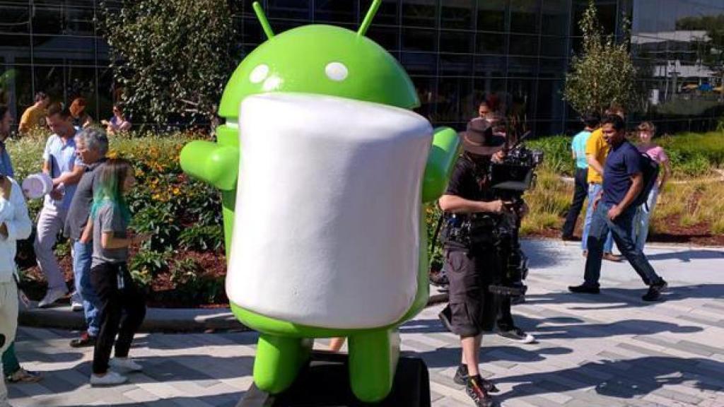 Estatua de Android en las oficinas de Google