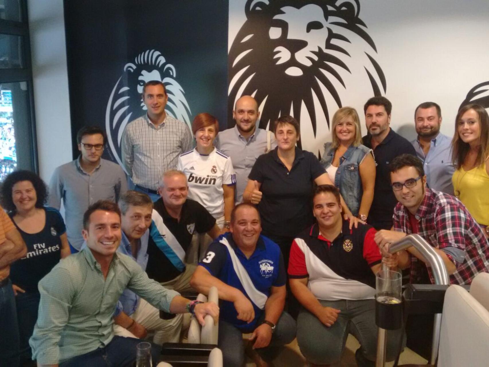 Los suscriptores de EL ESPAÑOL durante el Real Madrid-Málaga.