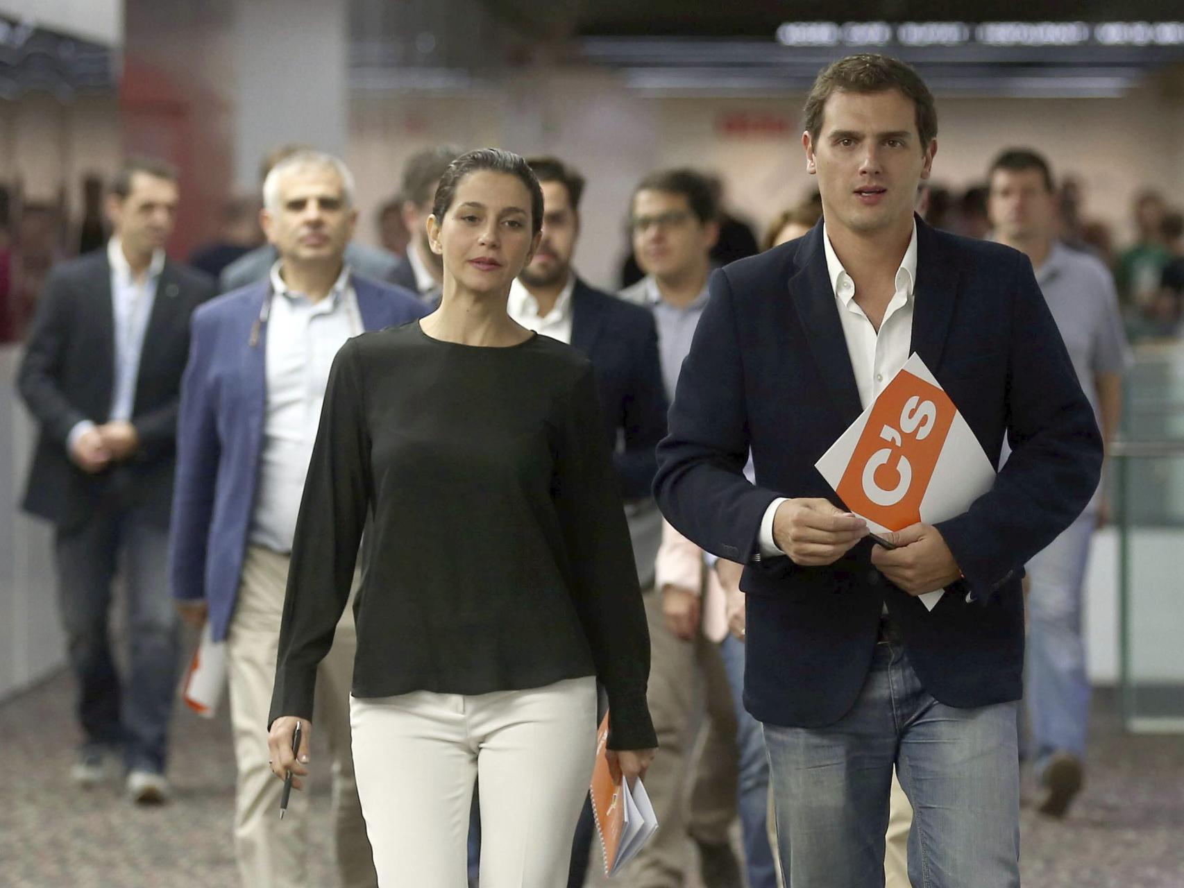 Arrimadas y Rivera este lunes en Barcelona.