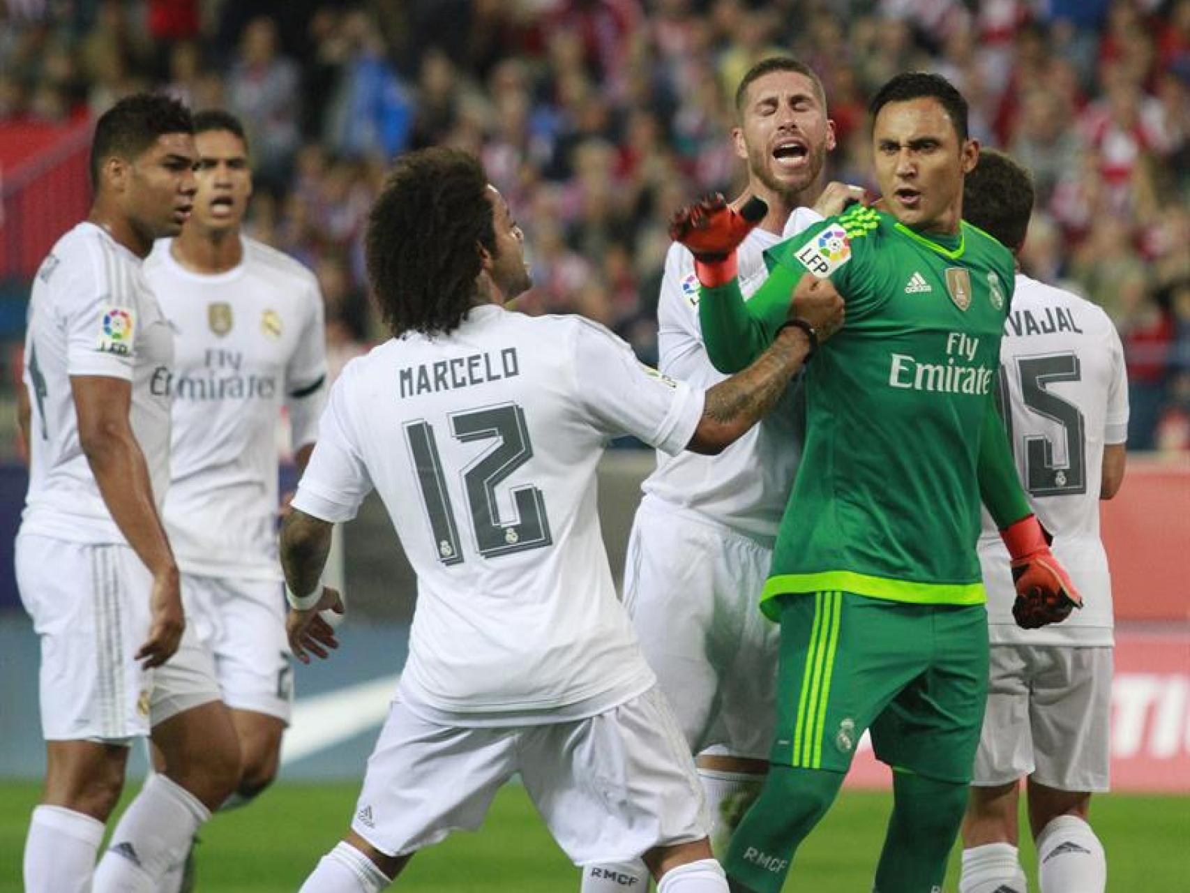 Keylor celebra el penalti detenido. /Efe