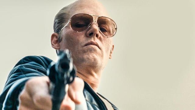 Johnny Depp, como el gángster Whitey Bulger, en Black Mass