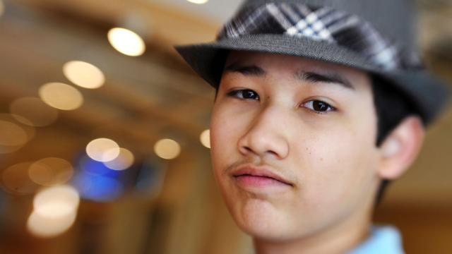 Moshe Kai Cavalin a los 14 años, cuando estudiaba en la Universidad de California.