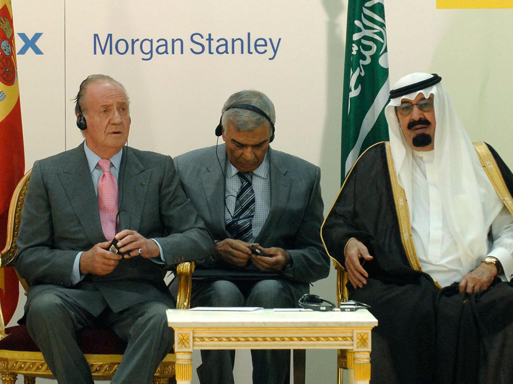 El rey Juan Carlos y el rey de Arabia Saudí, Abdallah Bin Abdulaziz, durante la presentación del Fondo.