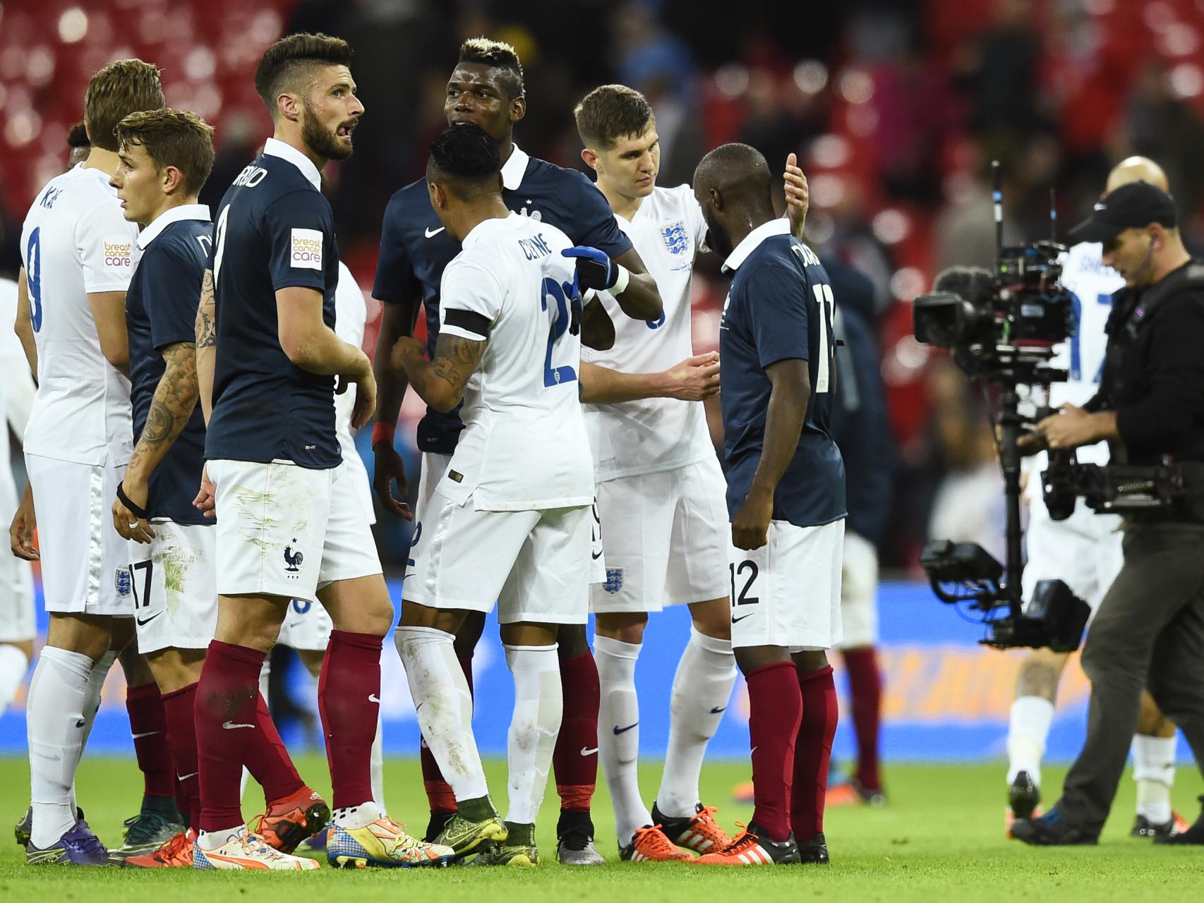 71.223 espectadores cantan La Marsellesa en Wembley