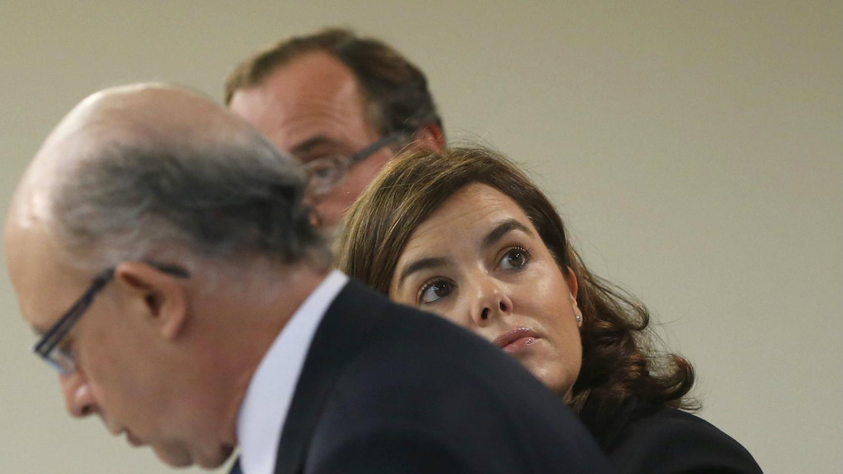 Sáenz y Montoro anunciaron, tras el Consejo de Ministros, las medidas del FLA.