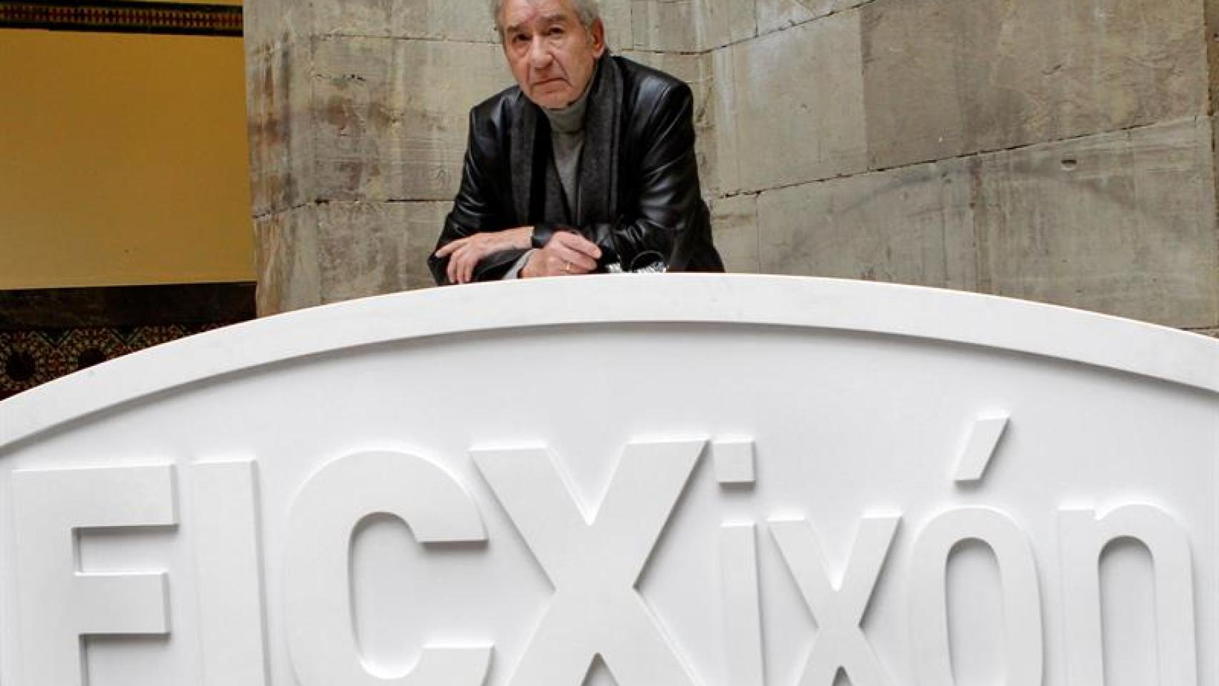 El actor asegura que ya no está más que para recibir premios.