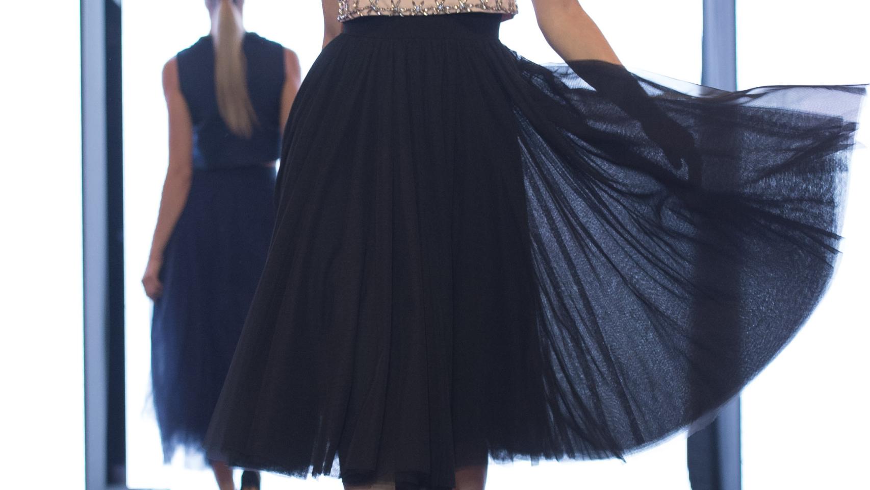 Faldas ‘midi’ ¿cómo combinarlas?