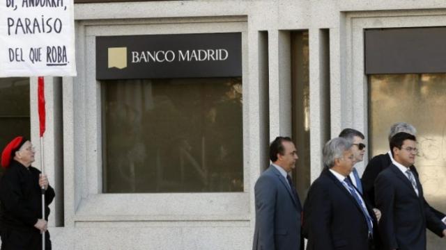 Entre las alertas del banco se encuentran imputados de Gürtel.