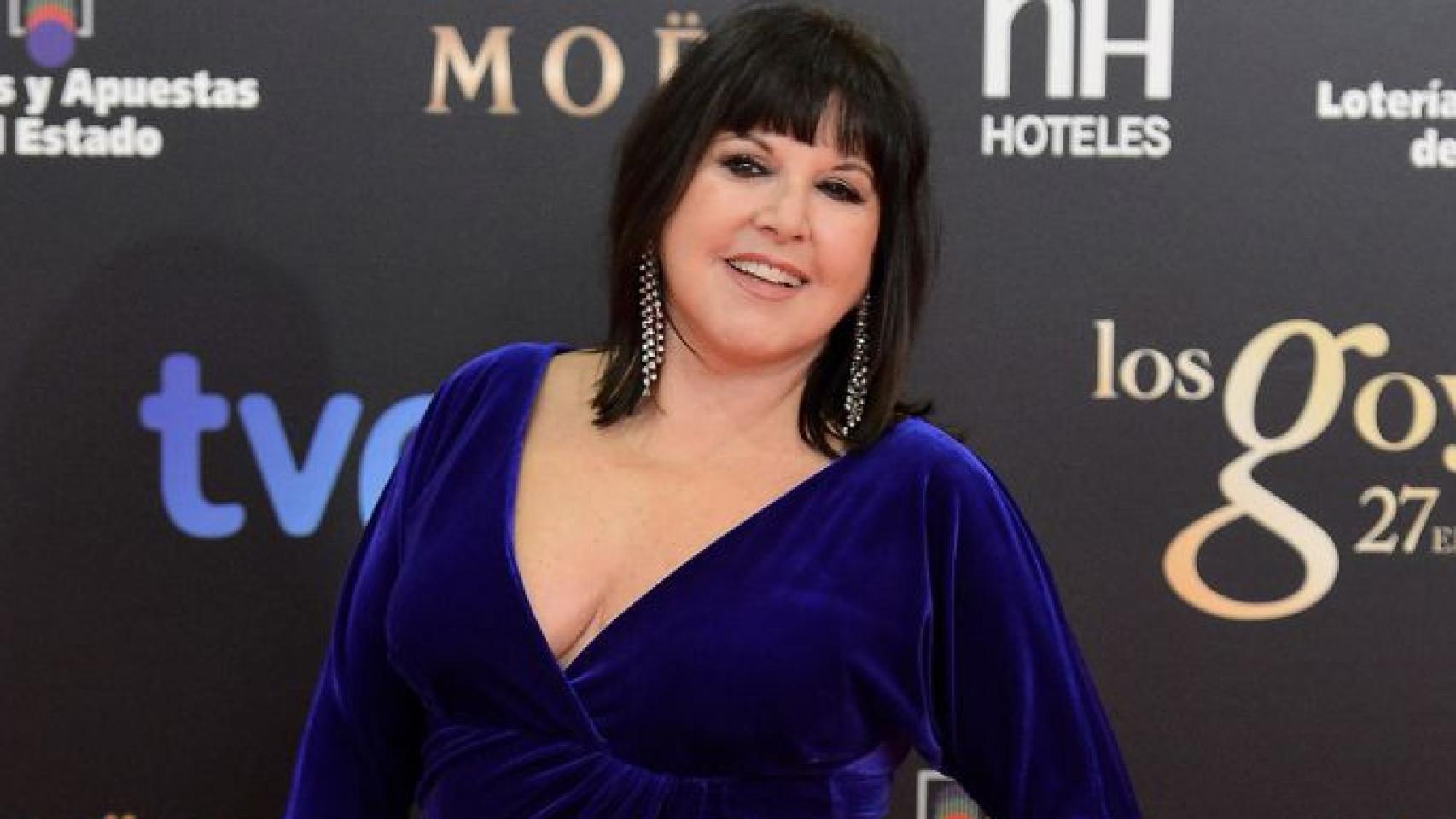 Loles León durante la alfombra roja de los premios Goya