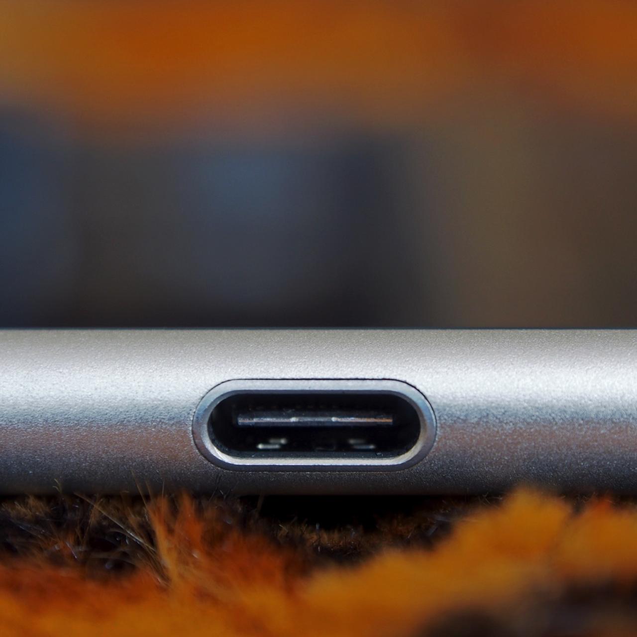 usb-type-c-P1011116
