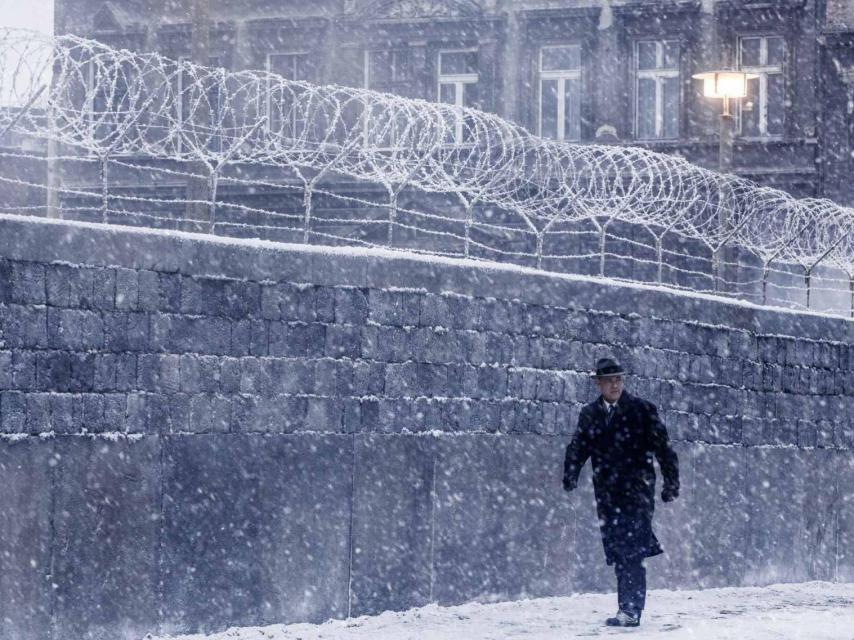 La película cuenta la historia real del abogado James Donovan.