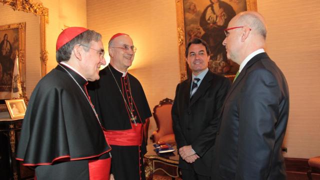 Sistach con el secretario de Estado del Vaticano, Artur Mas y Josep Antoni Duran Lleida.