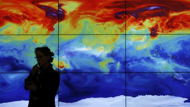 Cañete pide que los acuerdos de la cumbre del clima sean vinculantes