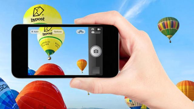 Tienes que sustituir las postales tradicionales por By Post