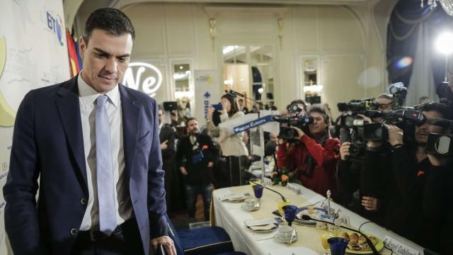 Pedro Sánchez en el Hotel Ritz donde intervino en un desayuno informativo