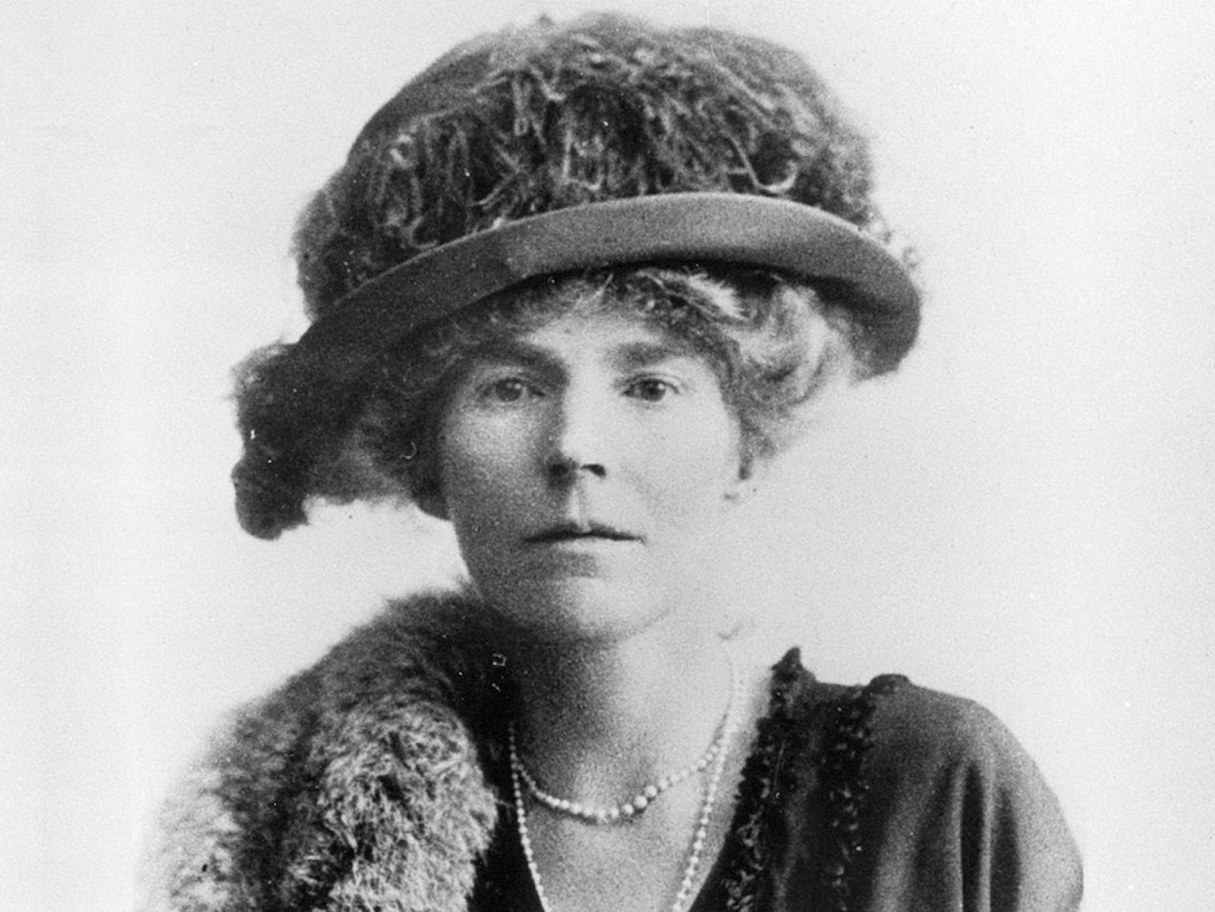 Gertrude Bell estableció los  límites del naciente reino de Iraq.