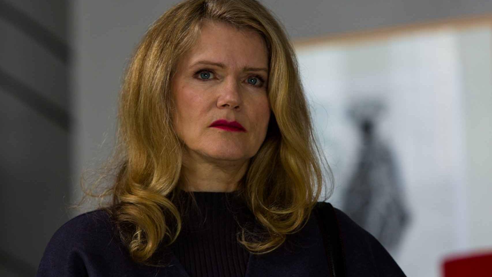 Caterina parece un copia de la madre de Sophie.