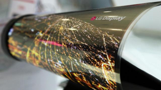 panel OLED enrollable