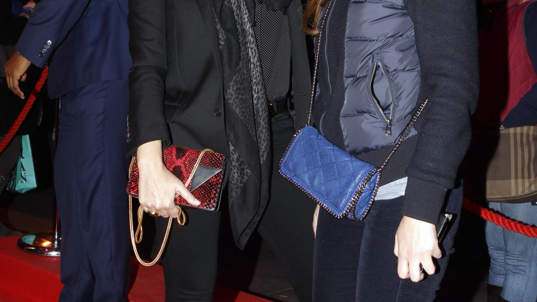 Nuria González y su hermana Yolanda no se perdieron la presentación de los zapatos MTC