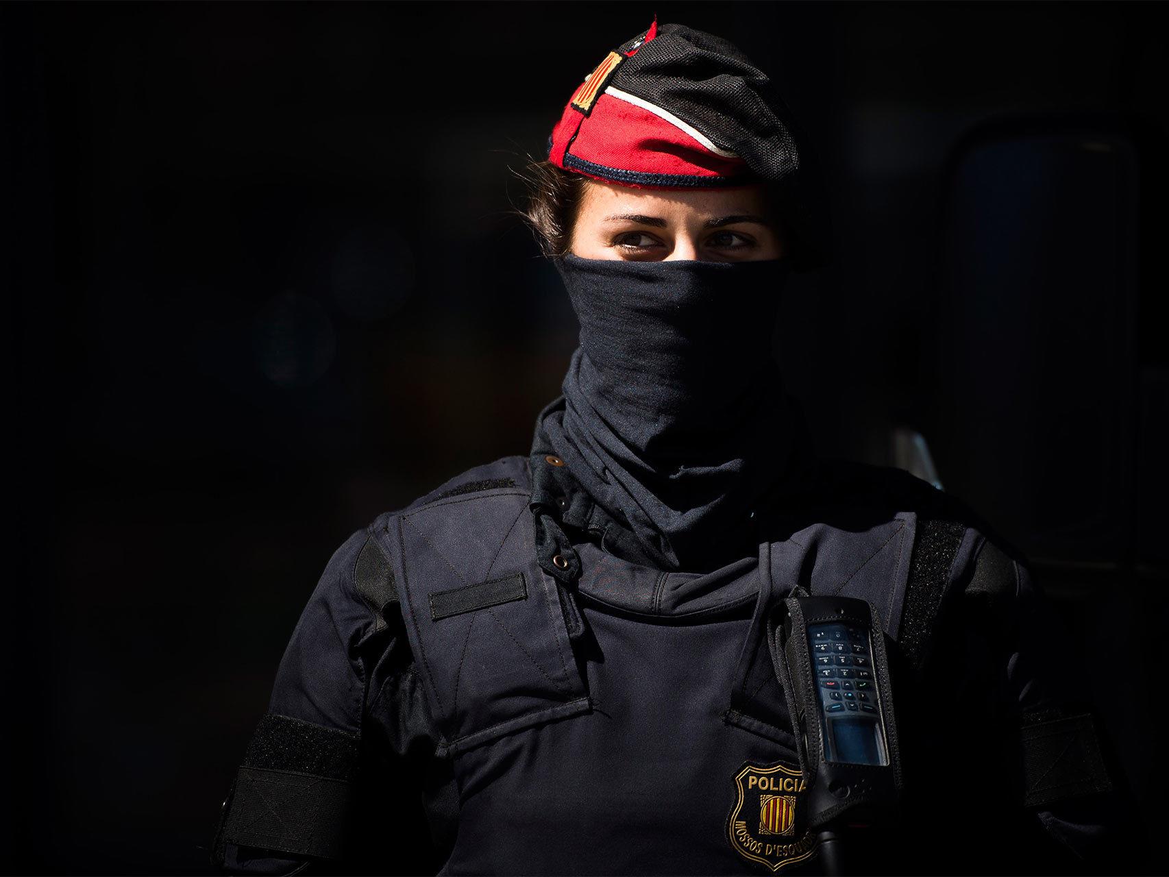 Una agente de los Mossos d'Esquadra.