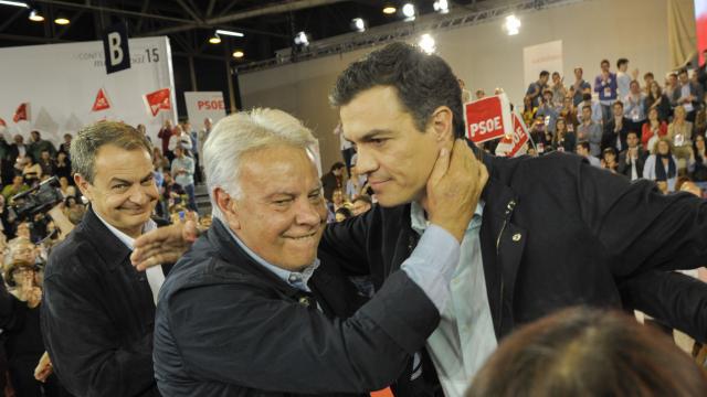 José Luis Rodríguez Zapatero, Felipe González y Pedro Sánchez en abril de 2015.