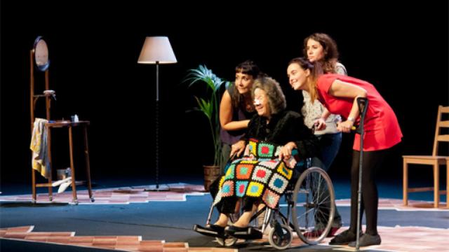 Image: Carolina África se presenta en el CDN