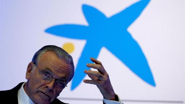 CAIXABANK LOGRA UN BENEFICIO DE 814 MILLONES EN 2015, UN 31,5% MÁS