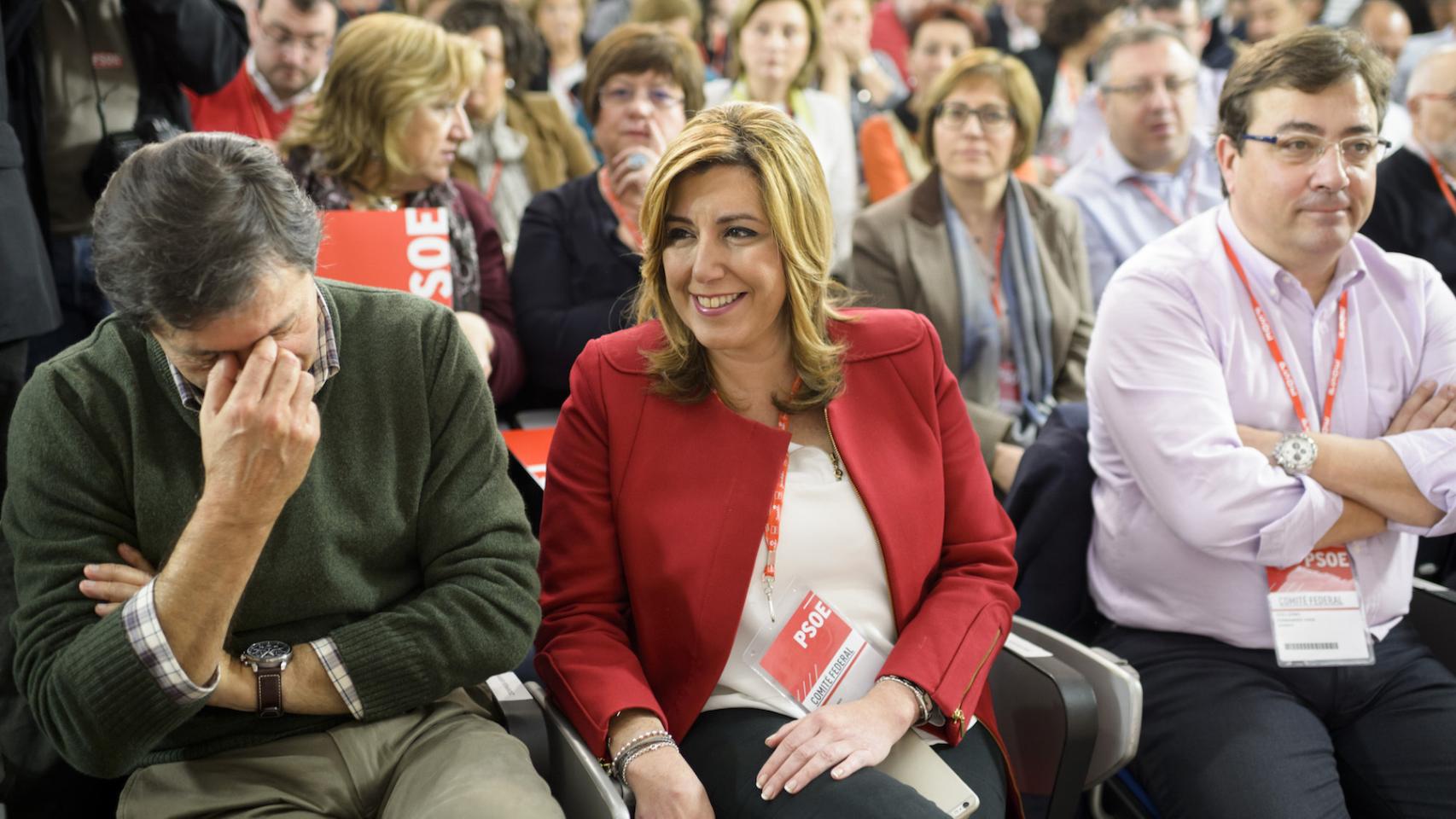 Javier Fernández, Susana Díaz y Guillermo Fernández Vara, en un Comité Federal.