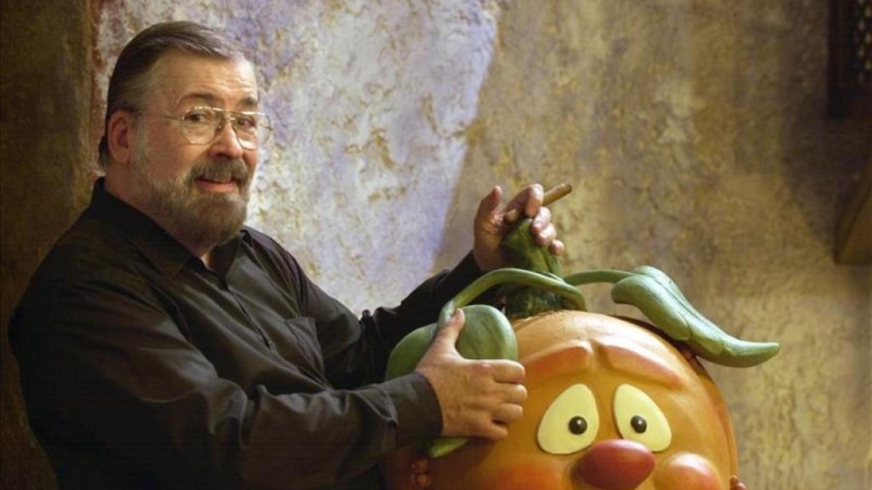 Una imagen de archivo de Chicho Ibáñez Serrador con Ruperta.