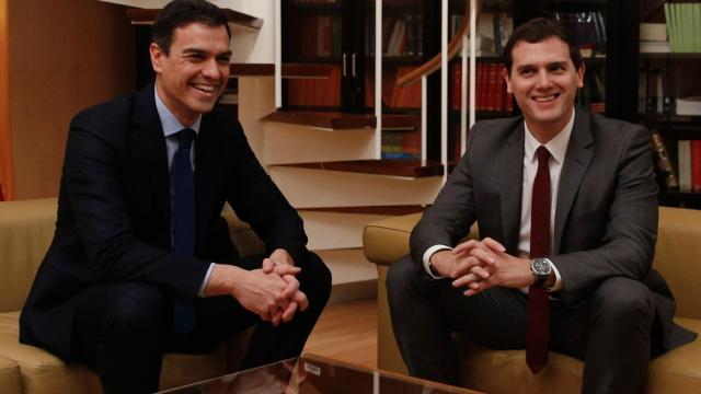 Pedro Sánchez y Albert Rivera este jueves.